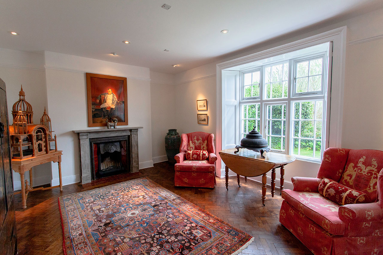 ANRÁN Living & Study Areas